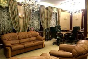 комерційна за адресою Костельна вул., 4