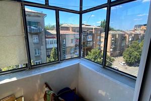 квартира за адресою Левка Лук'яненка вул. (Василя Жуковського), 7