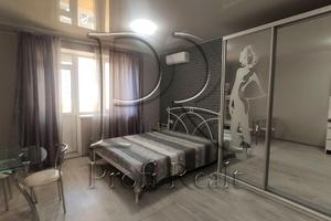 квартира по адресу Павла Чубинського вулиця, 8б
