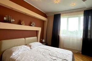 будинок за адресою с. Черніїв, коновальця, 4
