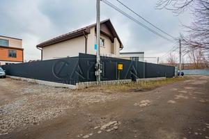будинок за адресою с. Гатне, Абрикосова вул.