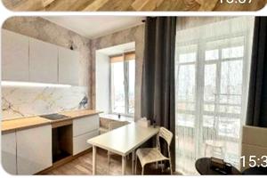 квартира за адресою Свято-Покровська вул. (Леніна), 73б