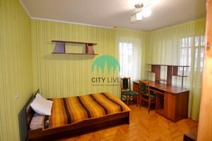 квартира за адресою Молодіжна вул., 56