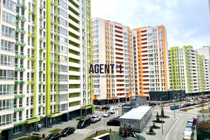 квартира за адресою Олеся Бердника вул., 1-Д