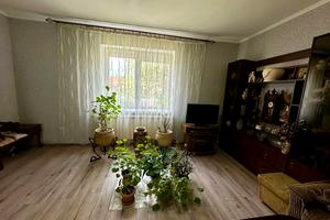 будинок за адресою Доманинці