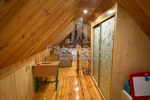 будинок за адресою центральна, 7