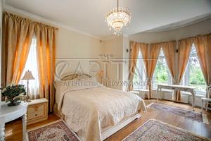 будинок за адресою Центральна, 3