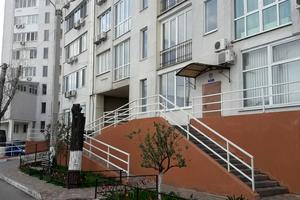 комерційна за адресою Академіка Корольова вул., 5/4