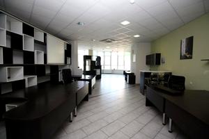 комерційна за адресою Володимира Грищенка вул., 26-А