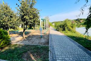 будинок за адресою жовтнева