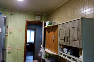 квартира за адресою Довженка вул., 9