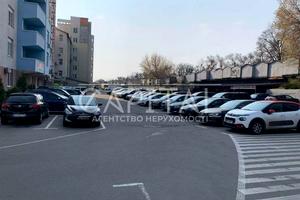 коммерческая по адресу Ушинского ул., 40