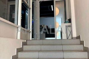 комерційна за адресою Героїв Дніпра вул., 43