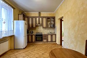будинок за адресою Чорновола вул., 153