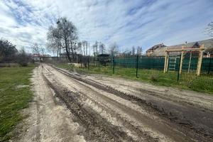 ділянка за адресою Центральна, 32