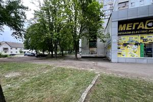 коммерческая по адресу Богдана Хмельницкого просп. (Героев Сталинграда), 38