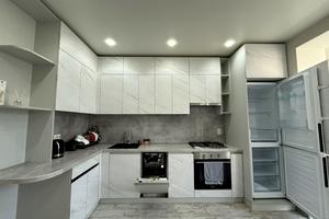 квартира за адресою Сімейна вул., 4