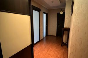 квартира за адресою Академіка Сахарова вул., 36