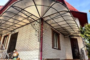 будинок за адресою Вишнева