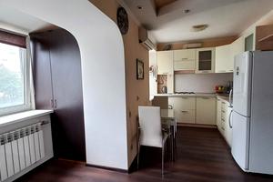 квартира за адресою Дмитра Яворницького просп. (Карла Маркса), 7