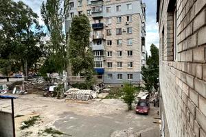 комерційна за адресою Універсальний пров., 7-А