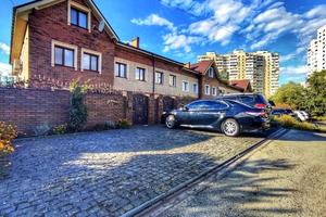 будинок за адресою Климента Квітки вул. (Макаренка), 51