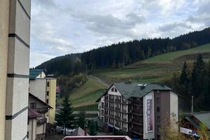 коммерческая по адресу вишні, 1