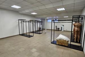 комерційна за адресою Прикордонника Лазаренка вул., 8