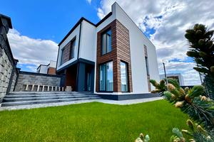 будинок за адресою Рівне, Солов'їна вул., 18