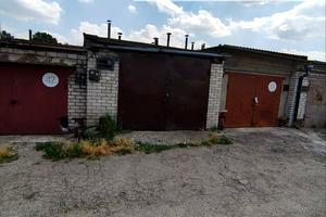 паркомісце за адресою Іванова вул., 111