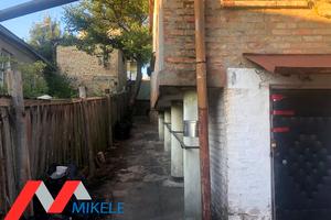 будинок за адресою Корчуватська вул., 27