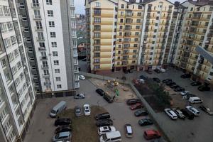 квартира за адресою Довженка, 21