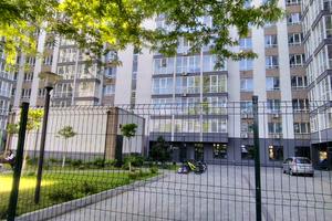 квартира за адресою Профсоюзна вул., 9-А