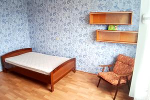 квартира за адресою Автозаводська вул., 61