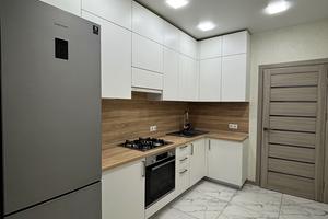 квартира за адресою Героїв Небесної Сотні просп., 40/1