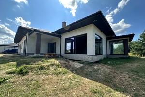 будинок за адресою пров. Каштановий