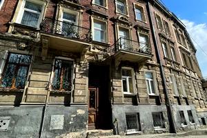 коммерческая по адресу Владимира Короленко ул., 17