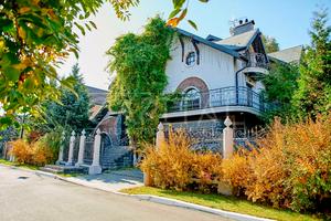 будинок за адресою Київська вул.