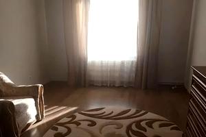 квартира за адресою Тролейбусна вул., 24