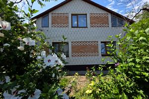 будинок за адресою с. Вінницькі Хутори, Набережна вул., 5а