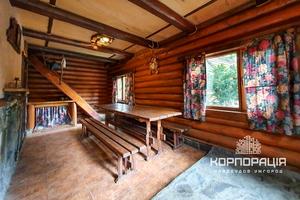 комерційна за адресою Центральна, 10