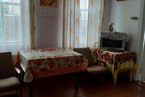 будинок за адресою Світанкова