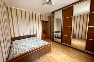 квартира по адресу Верховинца Василия ул., 10