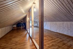 будинок за адресою Богатирська вул., 42