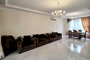 будинок за адресою Харківська вул., 4