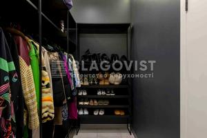 будинок за адресою Озерна вул.