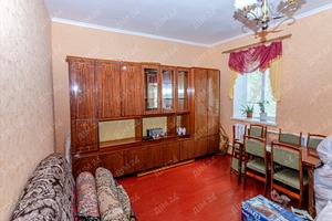 будинок за адресою Центральна, 1