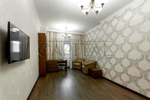 комерційна за адресою Кловський узвіз (Кловський), 7a