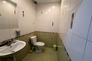 комерційна за адресою Наукова вул., 61