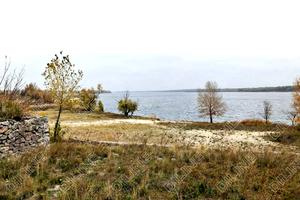 комерційна за адресою Дніпрова, 1